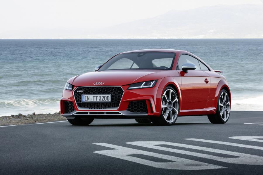  Audi TT RS Coupe (8S) 2016 года  (WW) (фото 3 из 57)